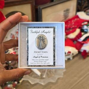 Faithful angels pocket token by Ganz angel of protection